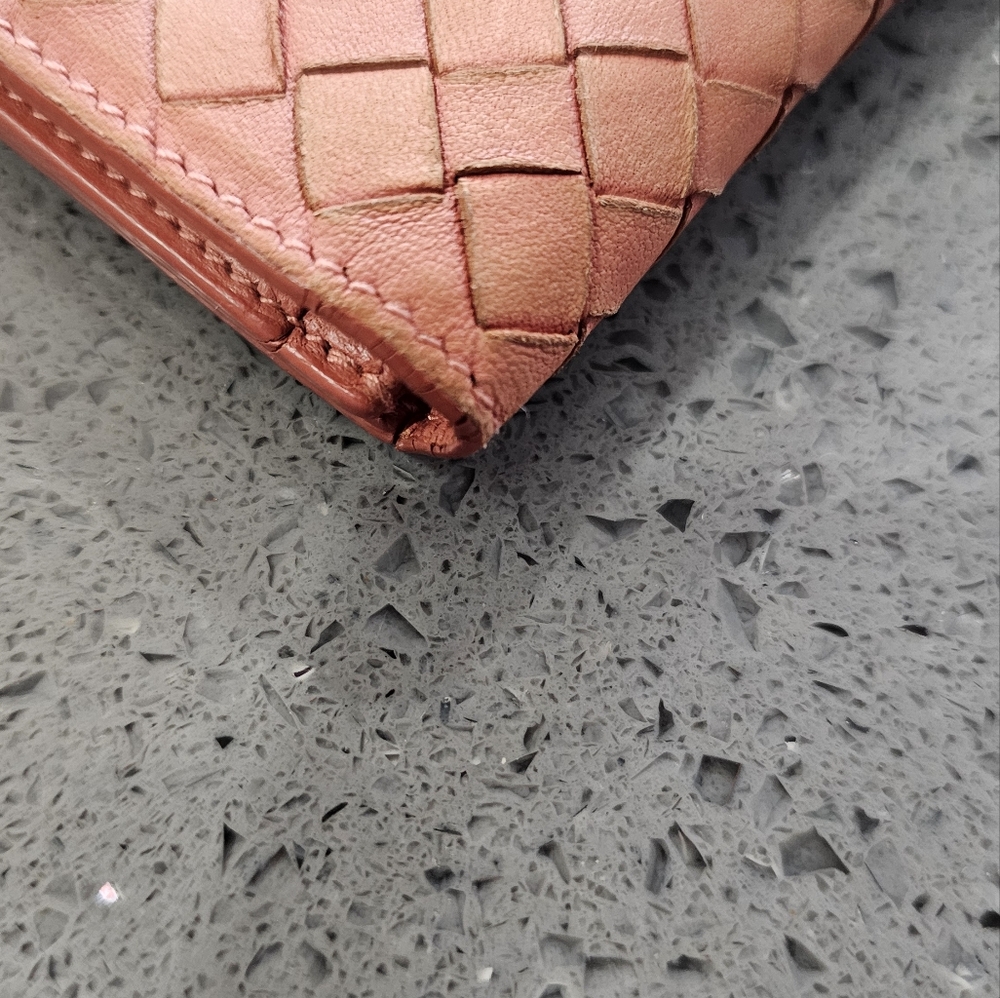 Bottega Veneta Intrecciato Weave Leather Compact Wallet - Picture 14 of 15